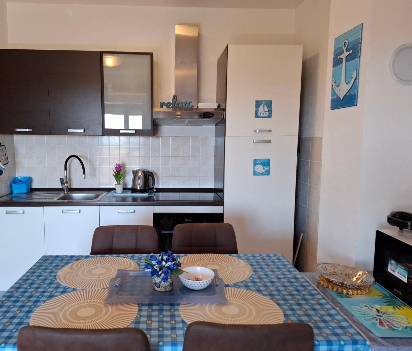 Apartment Rb Омишаль Екстер'єр фото