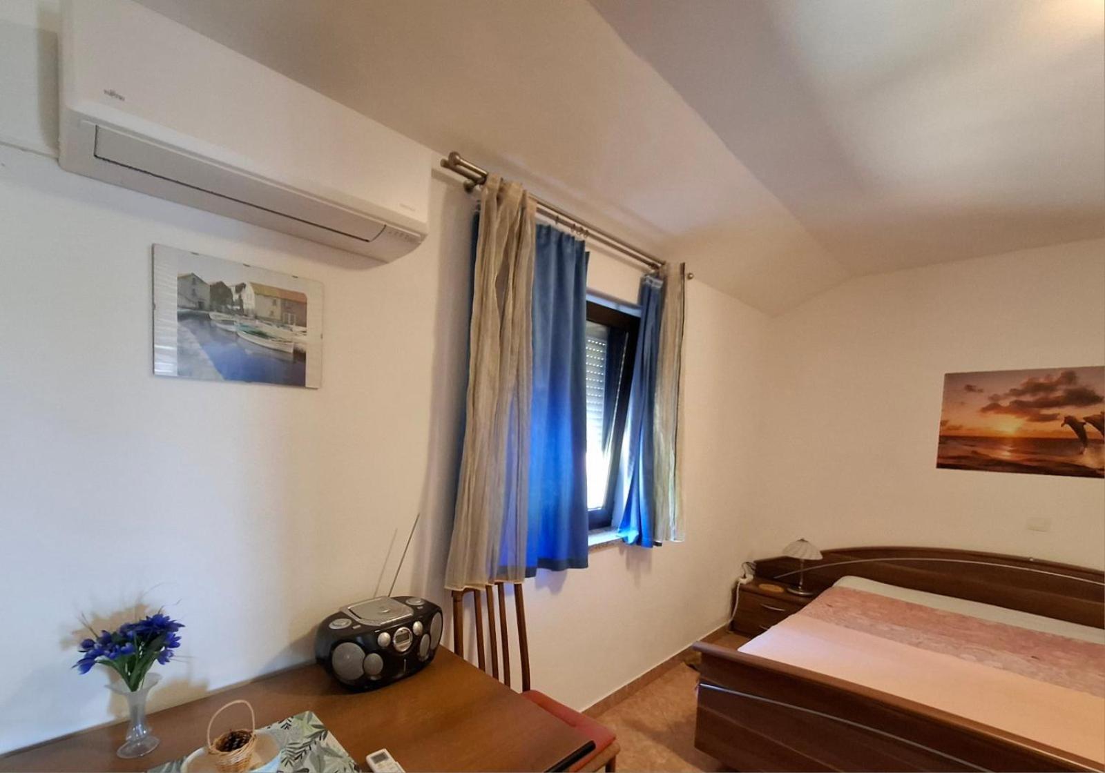 Apartment Rb Омишаль Екстер'єр фото