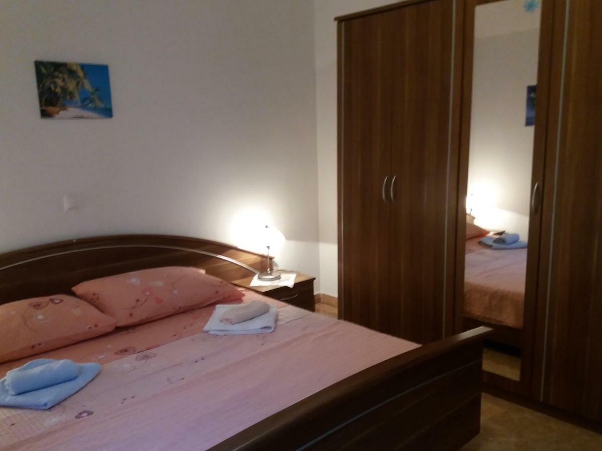 Apartment Rb Омишаль Екстер'єр фото